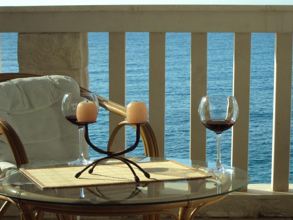 Beachfront First Line View Sveti Stefan Chambre photo