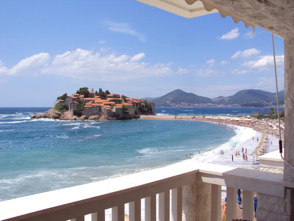 Beachfront First Line View Sveti Stefan Chambre photo